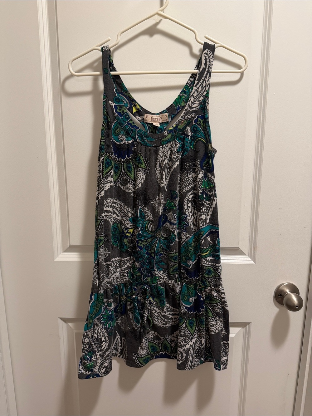 Decree Sleeveless Paisley Mini Dress in Gray, Teal and Blue